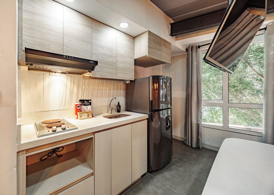Comfort Double Room | In-room safe, laptop workspace, iron/ironing board, free WiFi