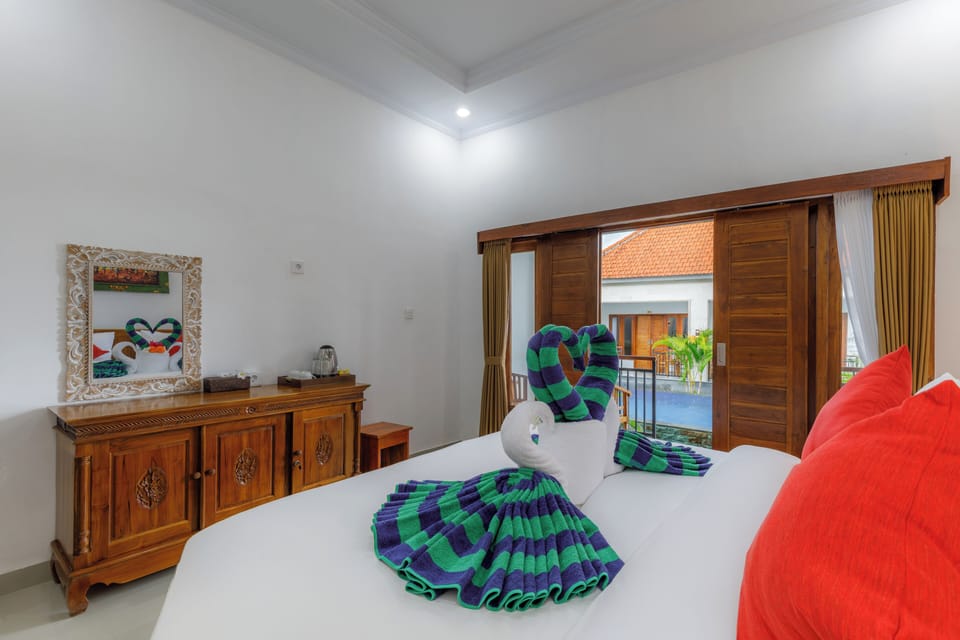 Double Room, Pool View | Free WiFi