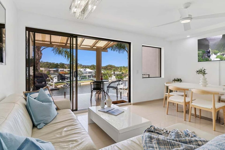 Aircondtioned Open Plan Living, Dining out to Balcony with a View