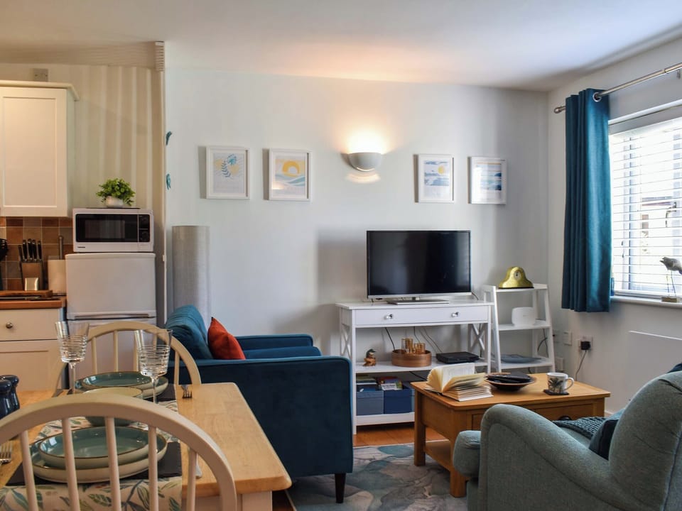 Open plan living space | Kingfisher Cottage, Camelford