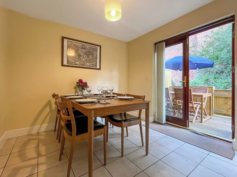 Dining room | Shalom, Whitby