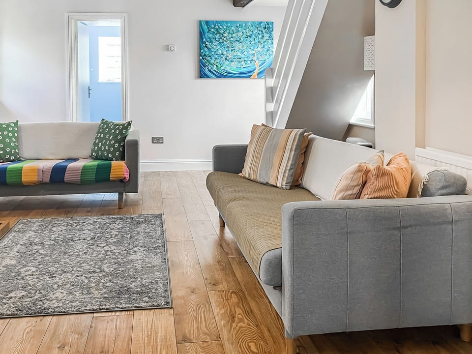 Living room/dining room | Bluebell Cottage, South Brent