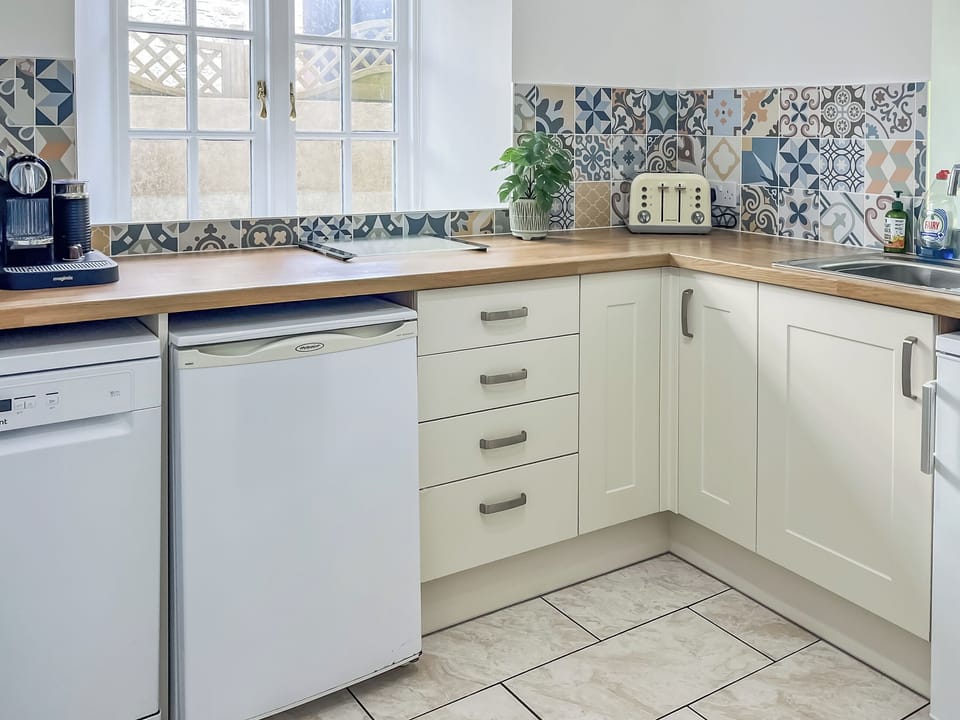 Kitchen | Bluebell Cottage, South Brent