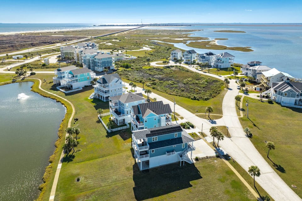Welcome to Beautiful Pointe West on Galveston Island!