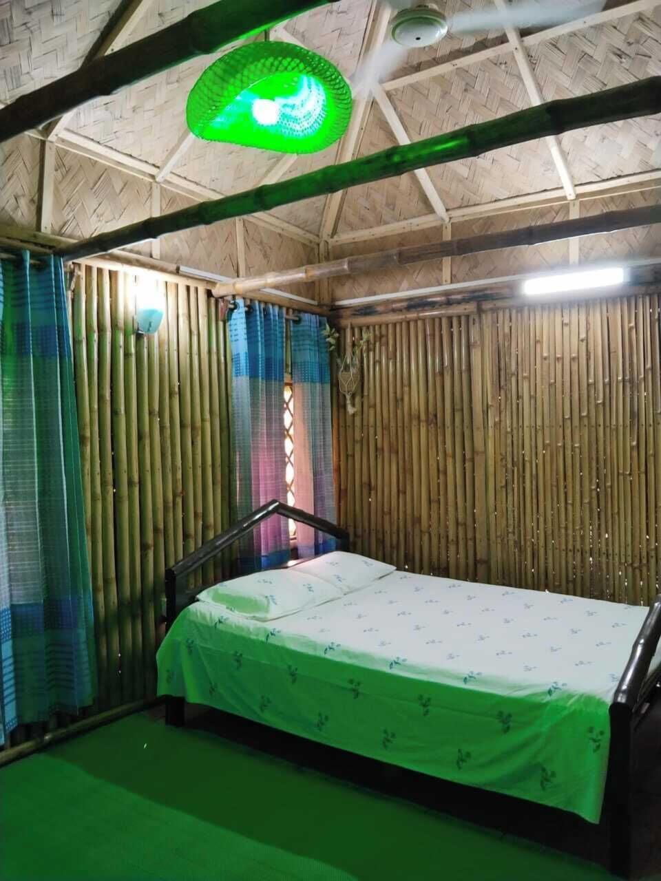 Deluxe Double Room, Balcony, Lake View | WiFi (free)