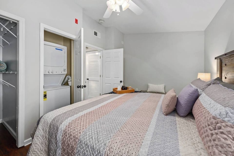 Stack/washer dryer in closetWalk in closet with pocket door (to the left)