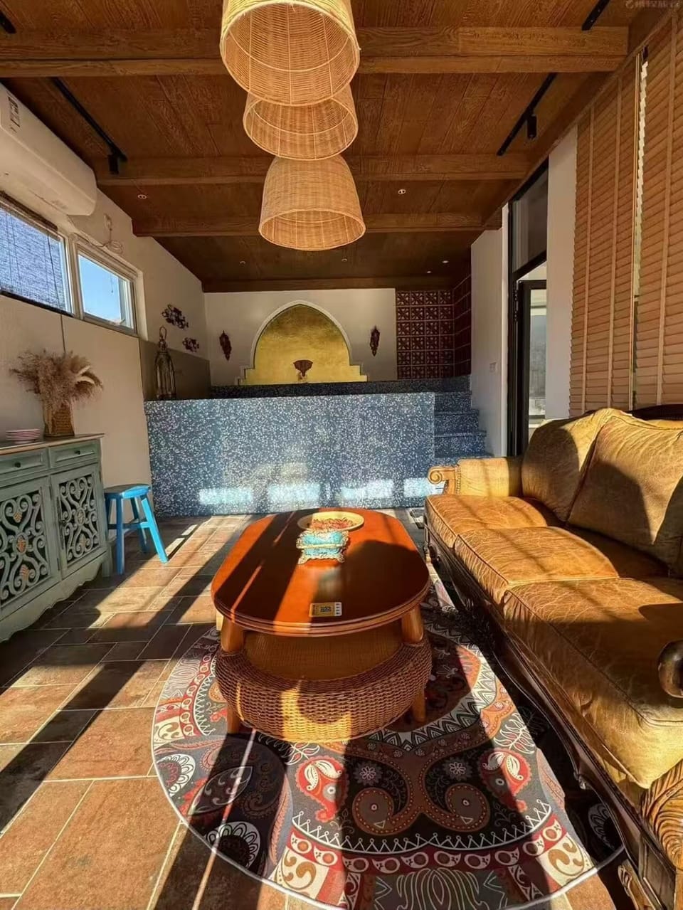 Deluxe Studio Suite | WiFi (free), individually decorated, individually furnished