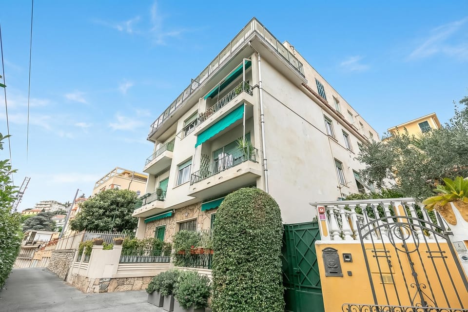 Family Apartment, Multiple Bedrooms (Seaside Binario Blu 500 M Dal Mare) | Exterior