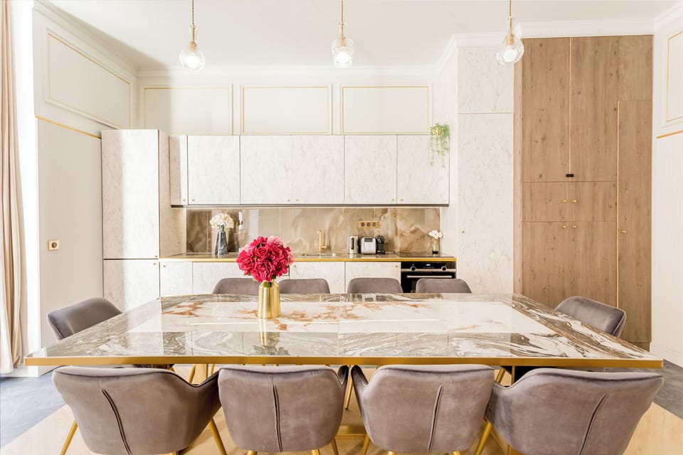 Apartment | Private kitchen | Fridge, microwave, oven, stovetop