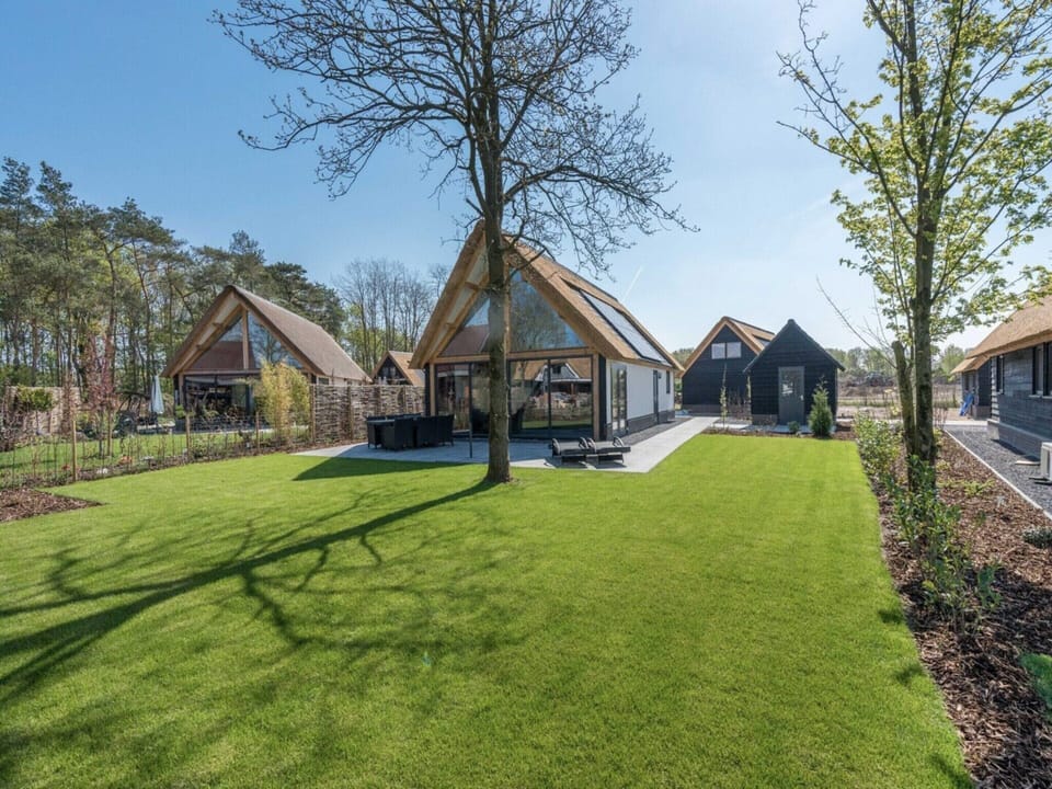 Bungalow | Garden
