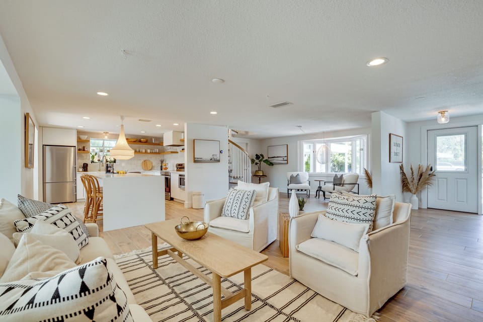 House (4 Bedrooms) | Interior
