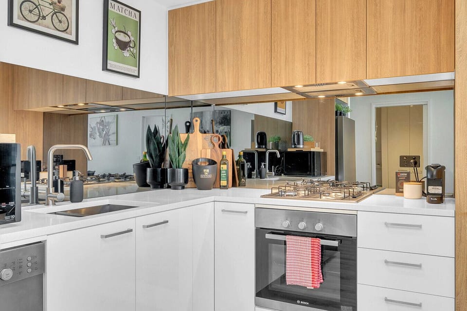 Fully-equipped kitchen