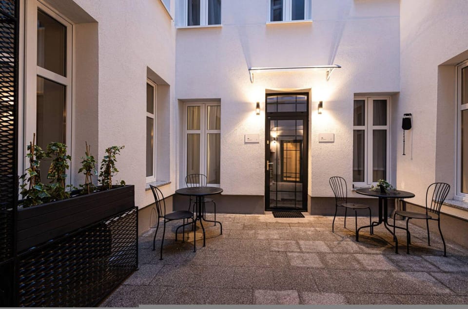 House | 1 bedroom
