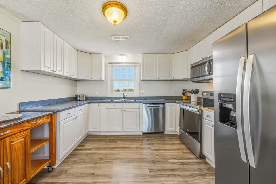 Surf or Sound Realty - 1229 - Kinnakeet Dunes - Kitchen -2
