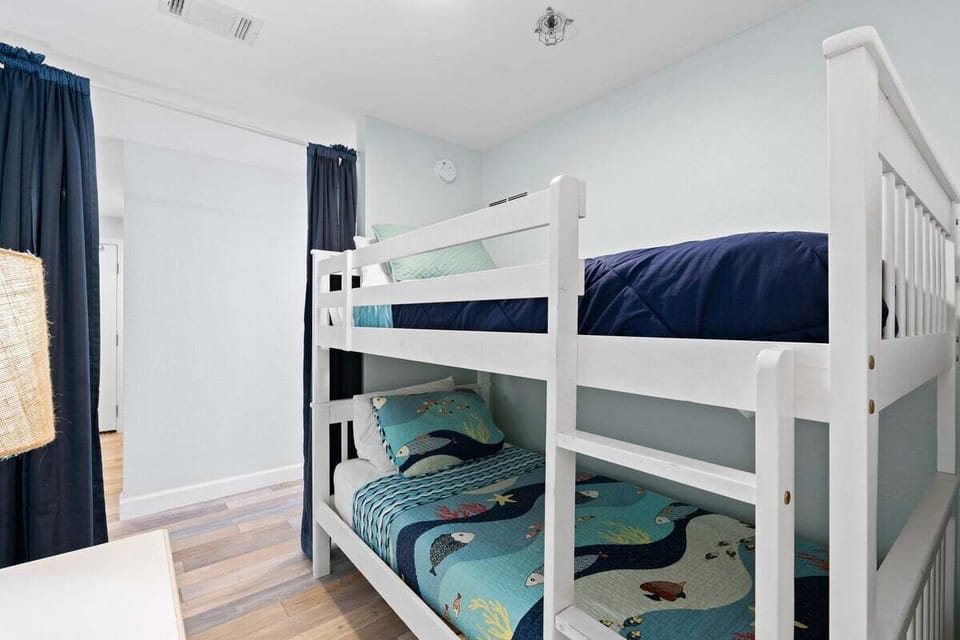 Bunk room