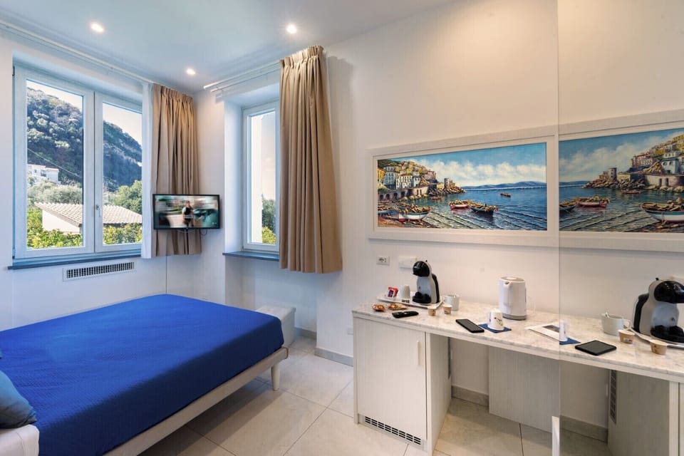 Comfort Double Room | In-room safe, free WiFi