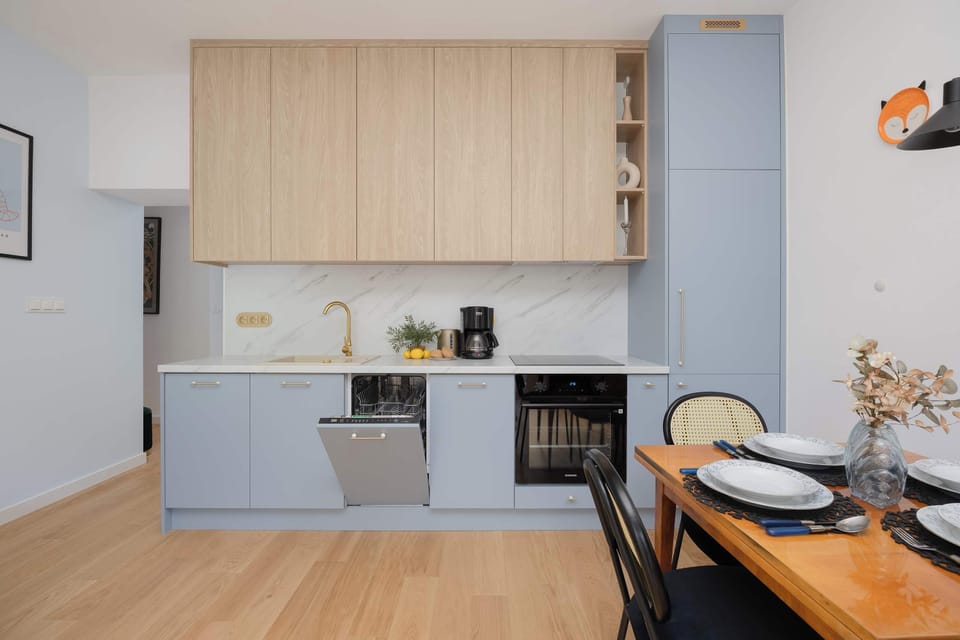 Modern kitchen appliances make it possible to prepare dishes to be enjoyed at the table.