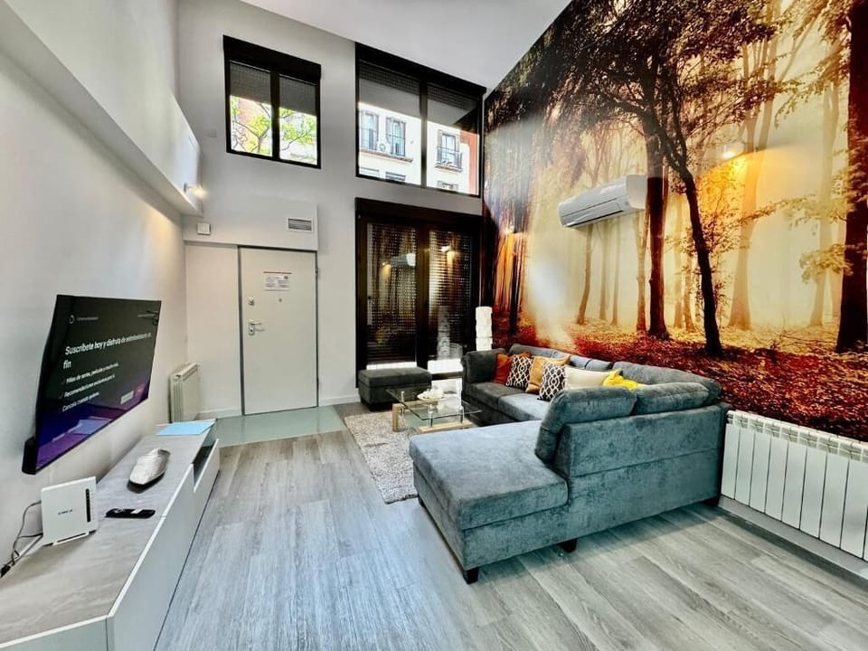 Grand Apartment | Living area | Flat-screen TV