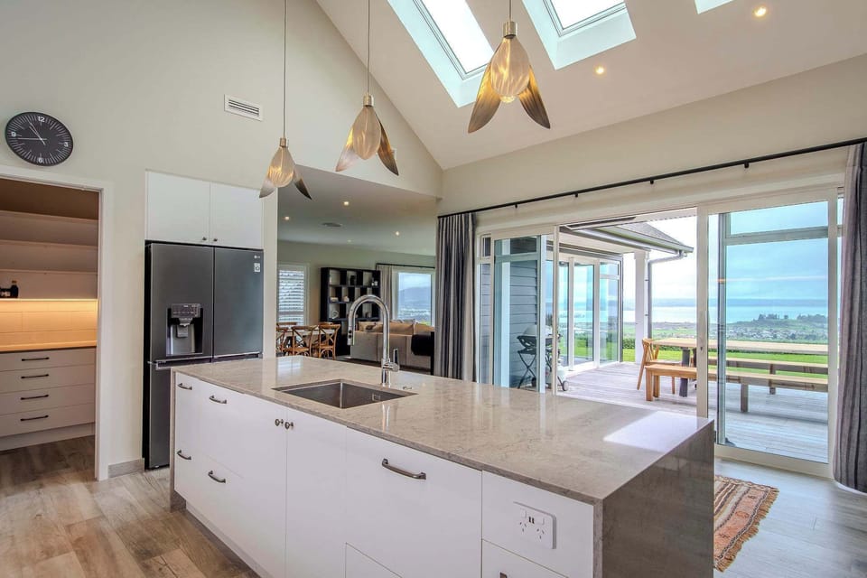 Entertainer's Kitchen