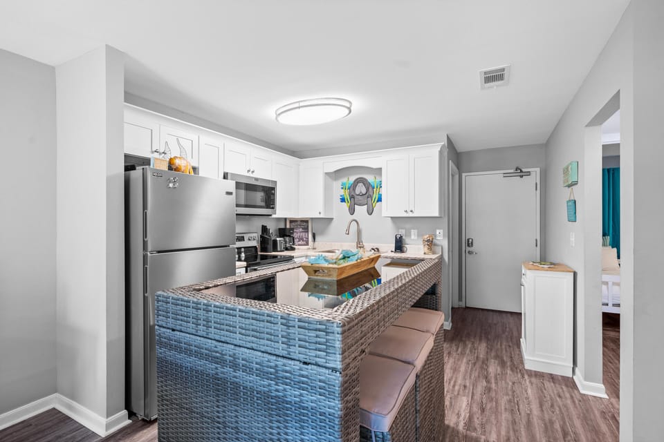 Condo, Multiple Beds (GS Plantation East 4108) | Private kitchen | Oven, toaster