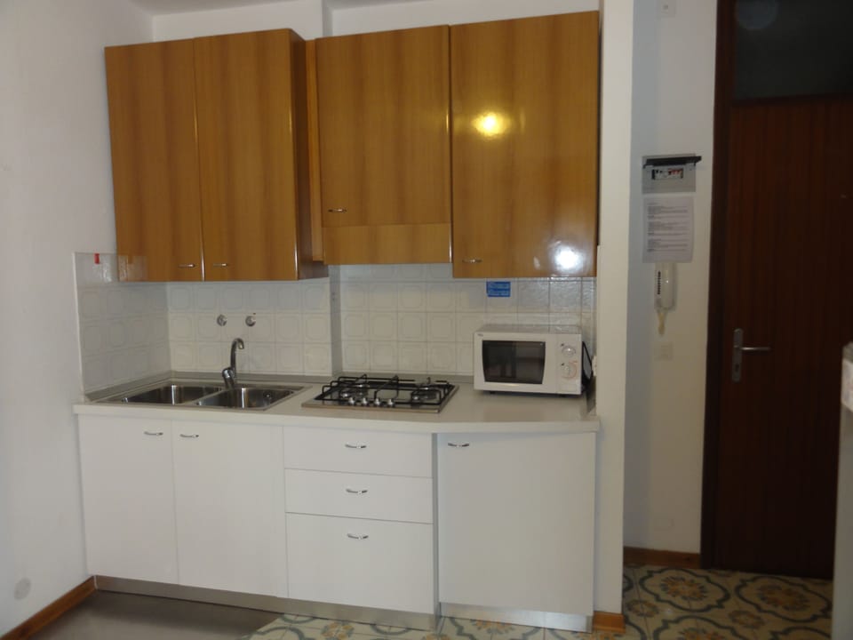 Apartment, 1 Bedroom, Balcony, Ocean View | Interior
