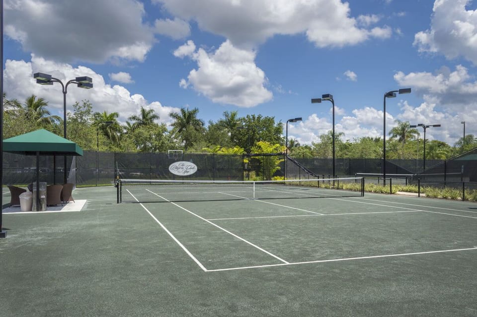 Player's Club & Spa (Tennis Courts)