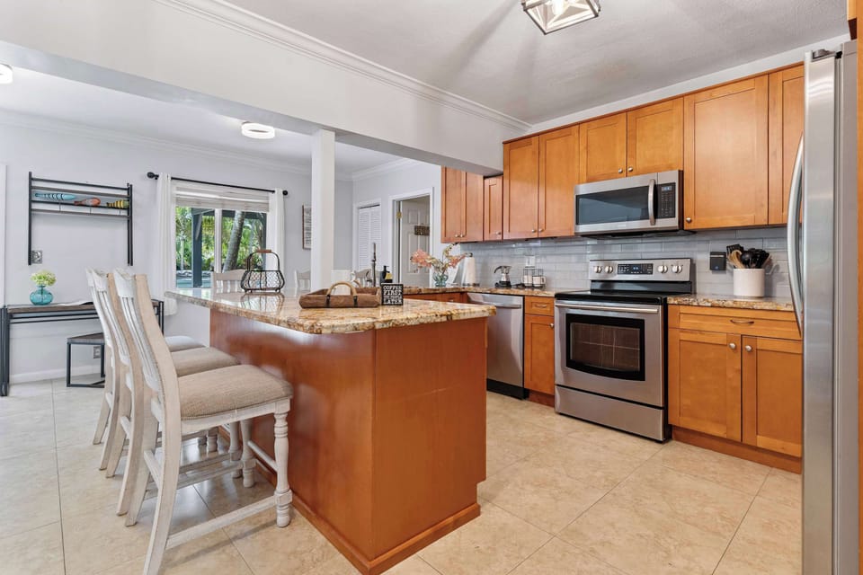 Fully equipped kitchen