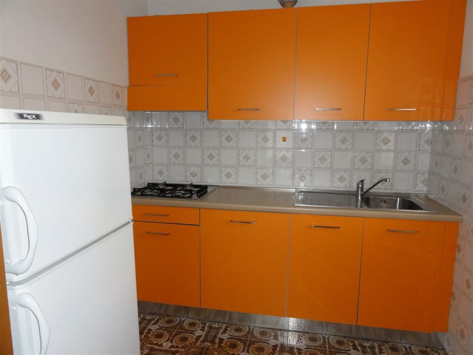Apartment, 2 Bedrooms, Balcony, Garden View | Interior