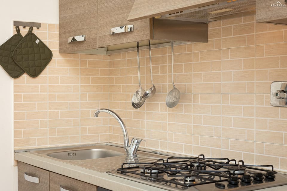 Apartment | Private kitchen | Microwave