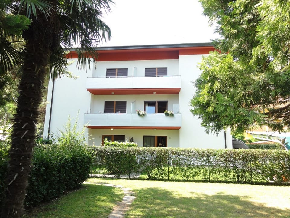 Apartment, 2 Bedrooms, Patio, Garden View | Exterior