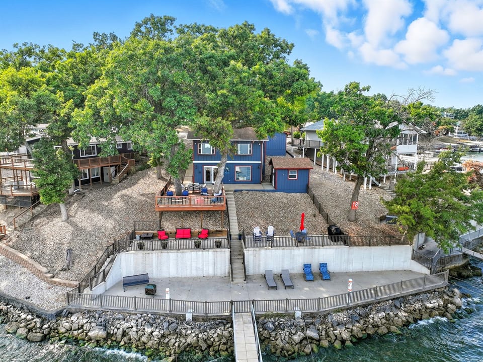 Spacious multi-level decks with front-row views of the main channel