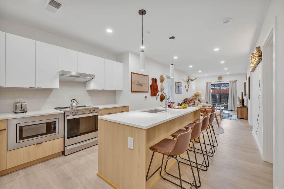 Full kitchen w/ ample counter space & all you need to cook most meals