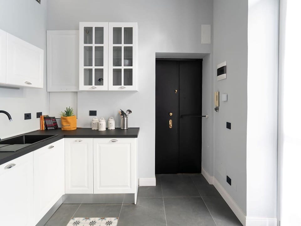 Apartment | Private kitchen | Coffee/tea maker, fridge, microwave, oven
