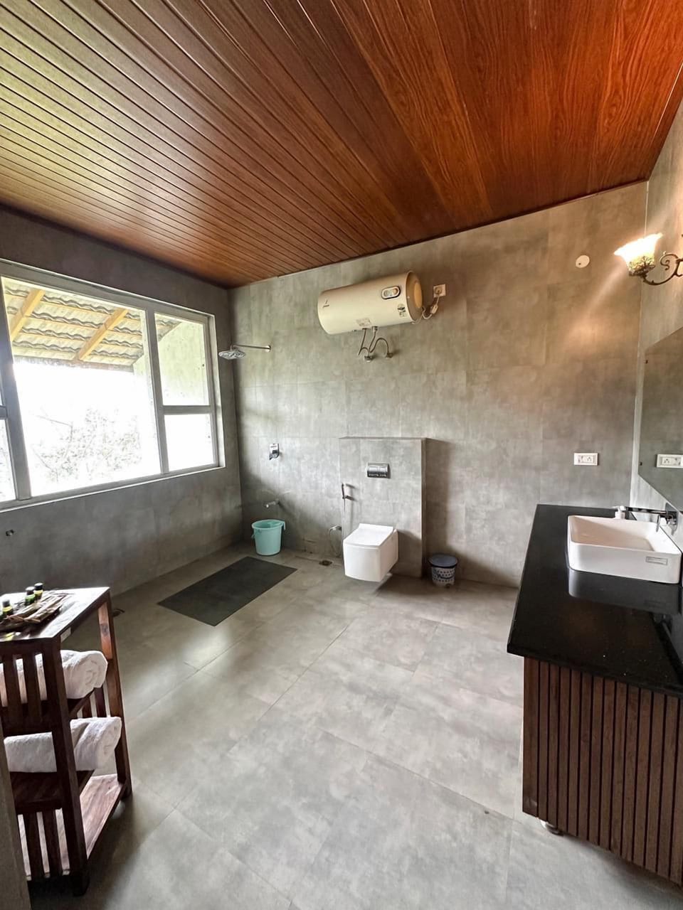 Villa Cinnamon - 2BR Pool Villa | Bathroom | Free toiletries, towels, soap, shampoo