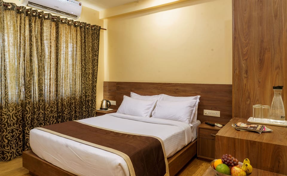 Standard Double Room | Iron/ironing board, free WiFi