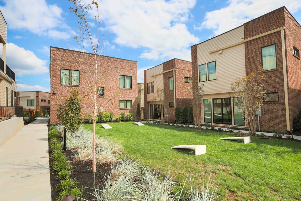 Shared courtyard space for exercise, play and leisure