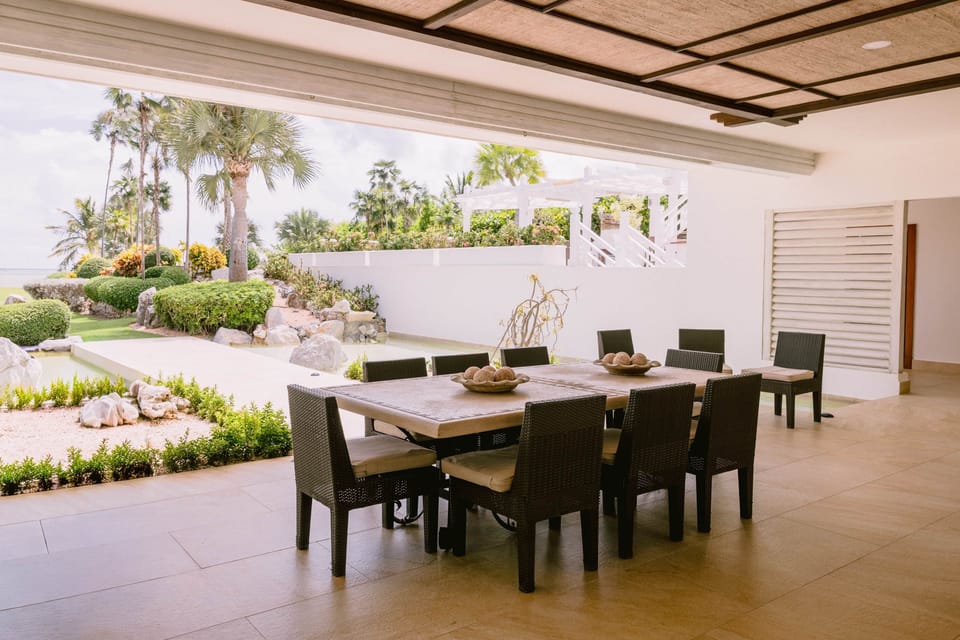 Juanillo 39/Dinning area