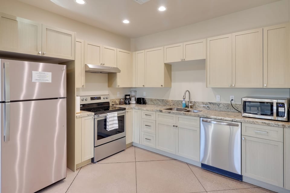Kitchen | Dishwasher