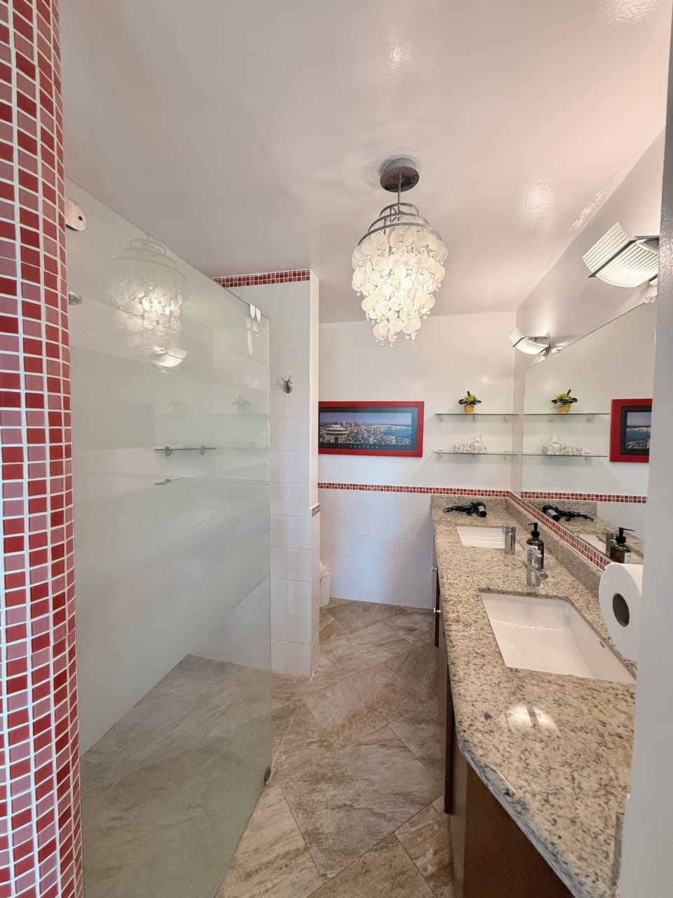Master bedroom #1. Shower