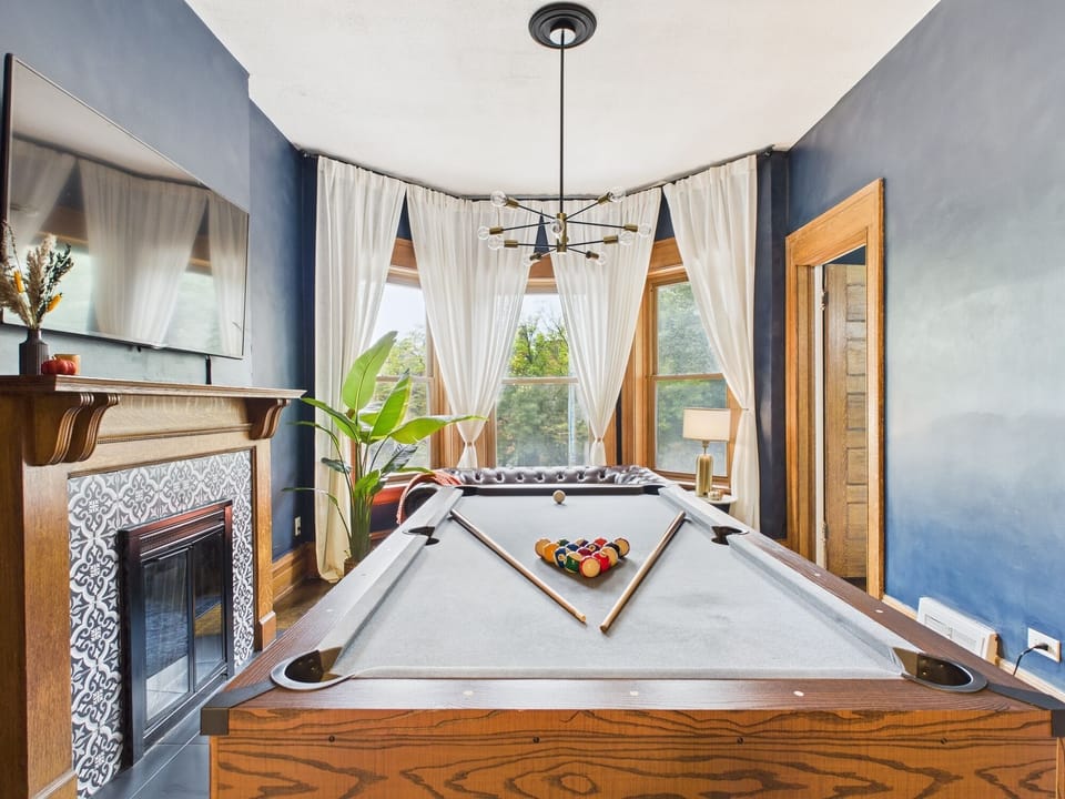 Designed for energy and ease — the perfect mix of sophistication and play.