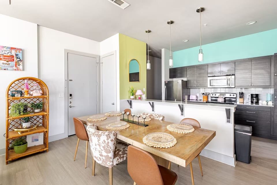 kitchen and dining area. colorful and spacious!