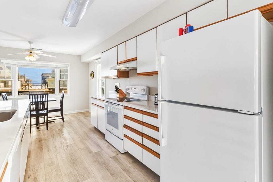 Kitchen – Fully equipped kitchen with everything needed for vacation cooking.