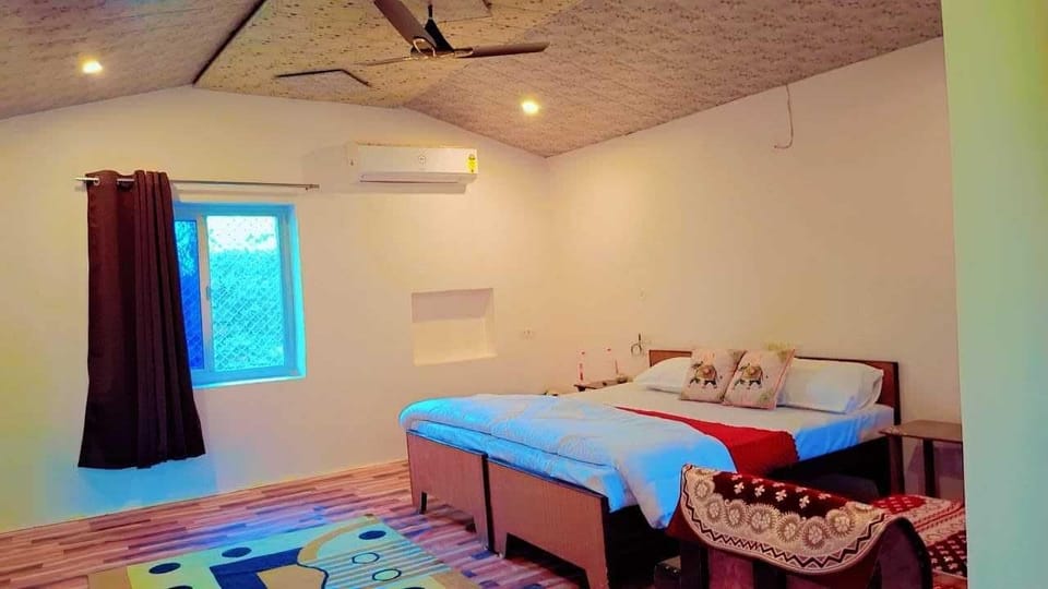 Deluxe Double or Twin Room, Pool View