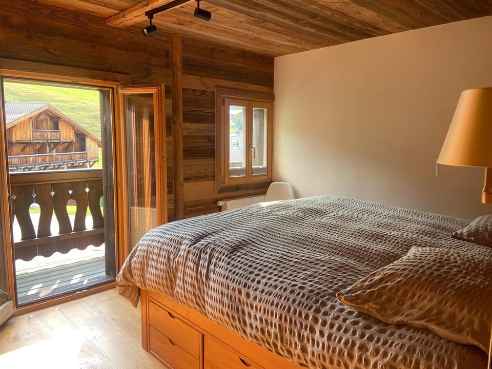 Chalet Les Ravaires, Morgins (1395)