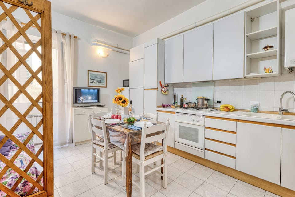 Kitchen and dining area