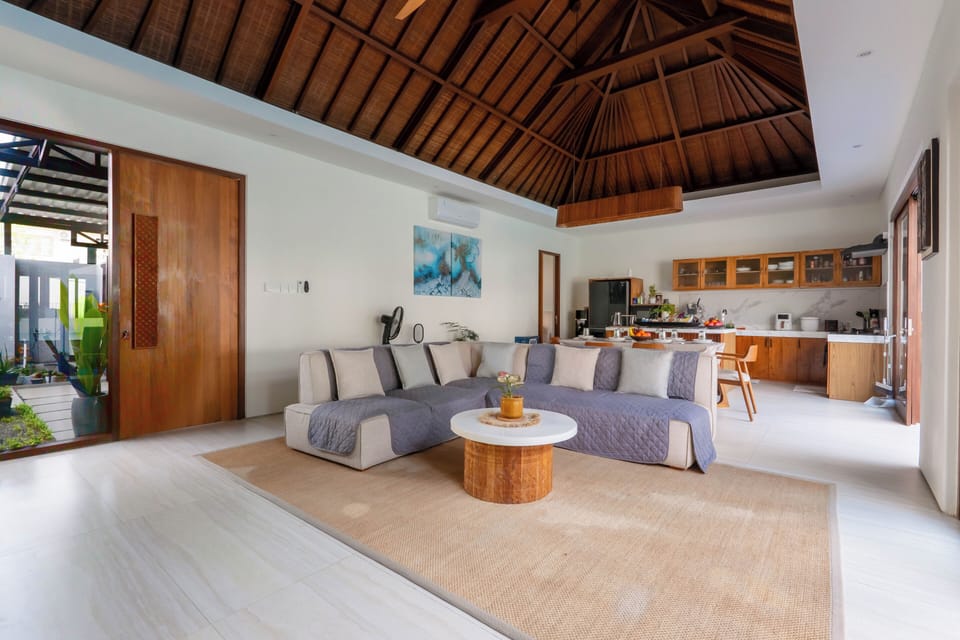 Villa, 4 Bedrooms, Non Smoking, Private Pool | Living area