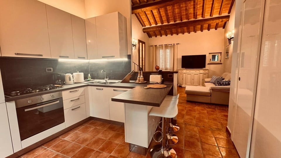 Dining Room, Kitchen