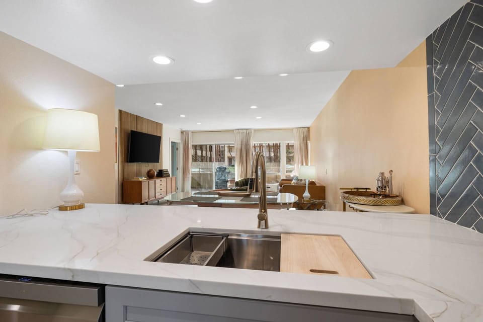 Kitchen Sink