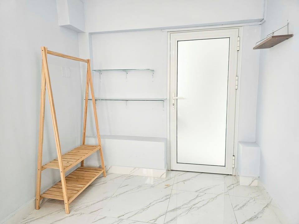 Deluxe Studio, City View | Desk, free WiFi
