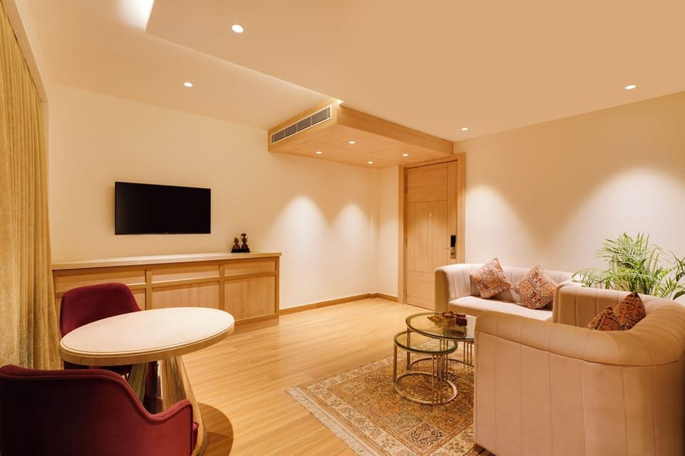 Deluxe Suite